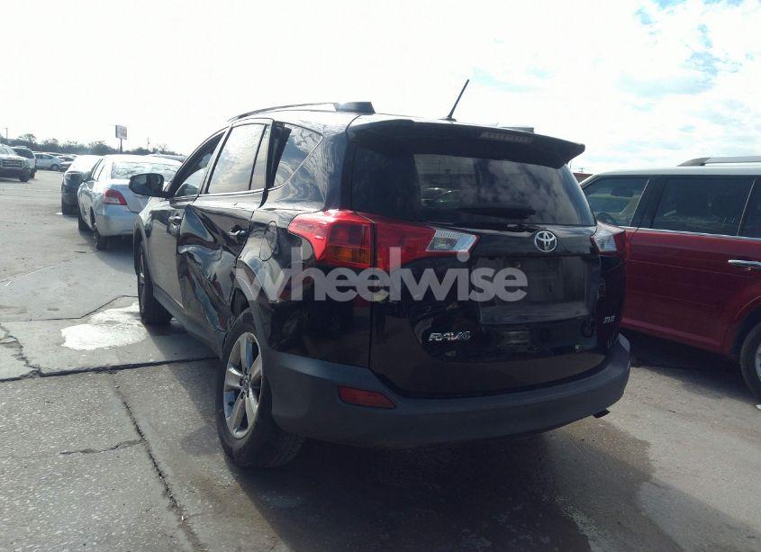 Photo 3 of 2015 Toyota Rav4 XLE (VIN 2T3WFREV6FW233077)