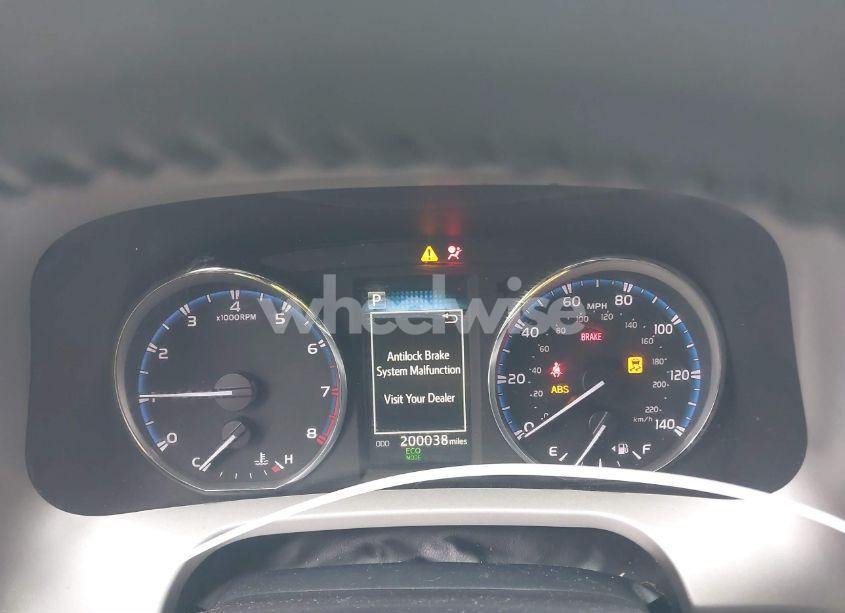 Photo 7 of 2016 Toyota Rav4 XLE (VIN 2T3WFREV6GW276321)