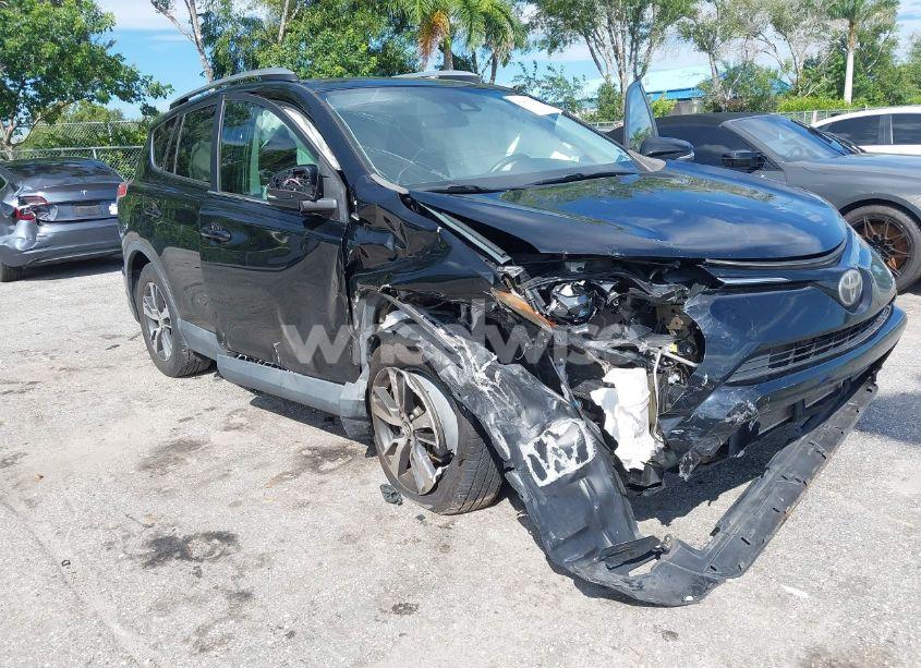 Photo 6 of 2017 Toyota Rav4 XLE (VIN 2T3WFREV6HW337622)