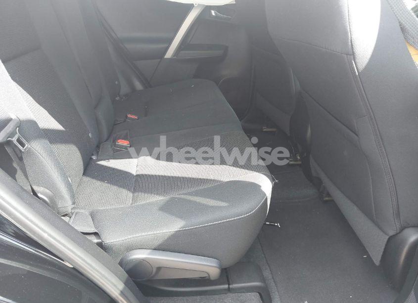 Photo 8 of 2017 Toyota Rav4 XLE (VIN 2T3WFREV6HW337622)