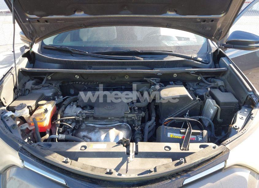 Photo 10 of 2017 Toyota Rav4 XLE (VIN 2T3WFREV6HW374704)