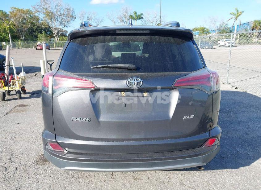 Photo 16 of 2017 Toyota Rav4 XLE (VIN 2T3WFREV6HW374704)