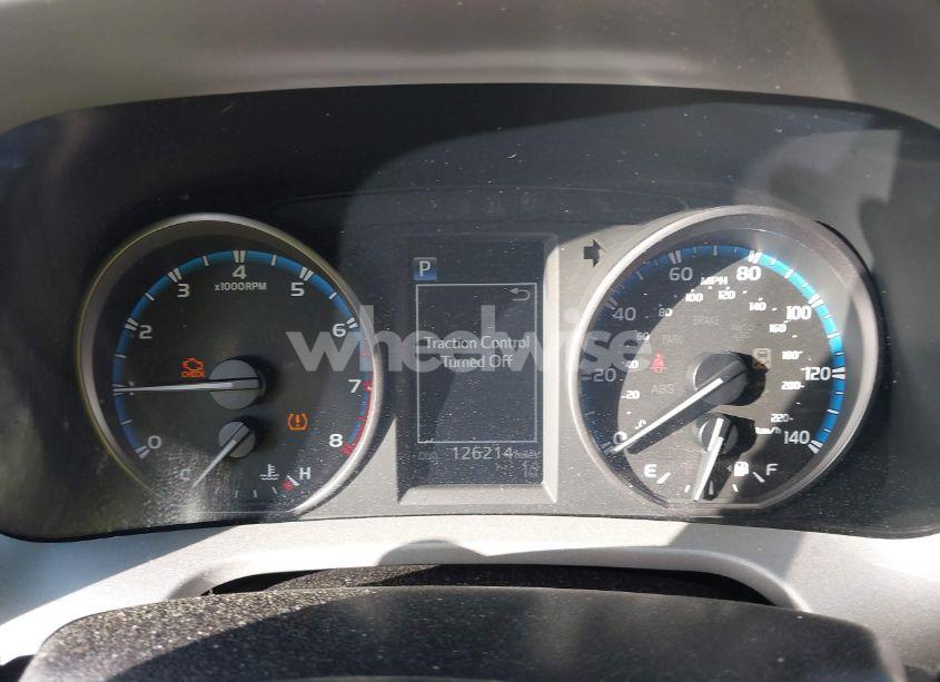 Photo 7 of 2017 Toyota Rav4 XLE (VIN 2T3WFREV6HW374704)