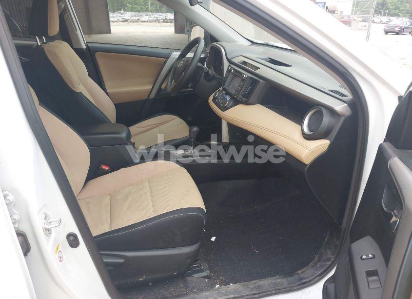 Photo 5 of 2017 Toyota Rav4 XLE (VIN 2T3WFREV6HW389493)