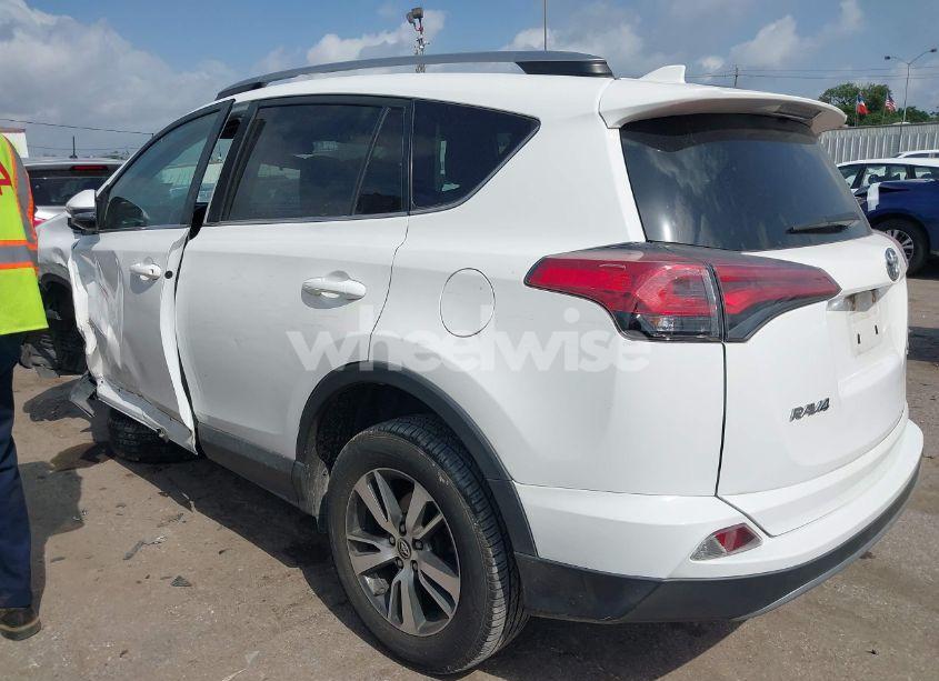 Photo 3 of 2018 Toyota Rav4 XLE (VIN 2T3WFREV6JW410848)