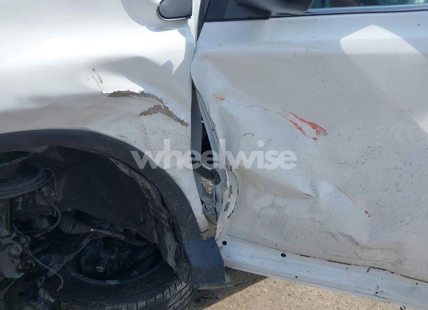 Photo 6 of 2018 Toyota Rav4 XLE (VIN 2T3WFREV6JW410848)