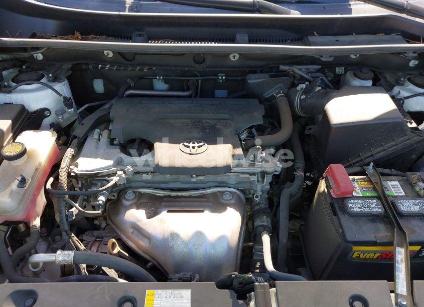 Photo 10 of 2018 Toyota Rav4 XLE (VIN 2T3WFREV6JW511792)