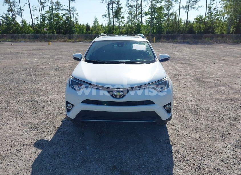 Photo 13 of 2018 Toyota Rav4 XLE (VIN 2T3WFREV6JW511792)