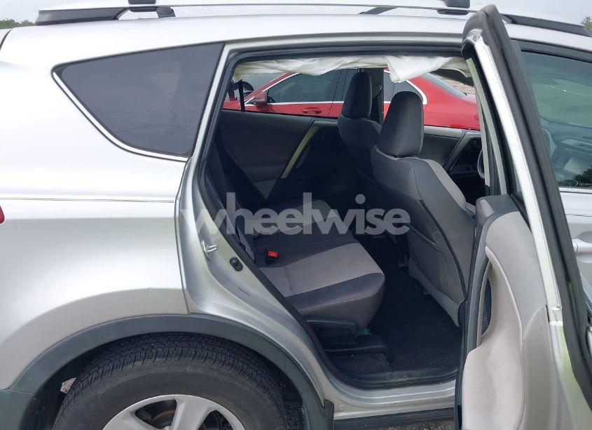 Photo 8 of 2013 Toyota Rav4 XLE (VIN 2T3WFREV7DW019695)