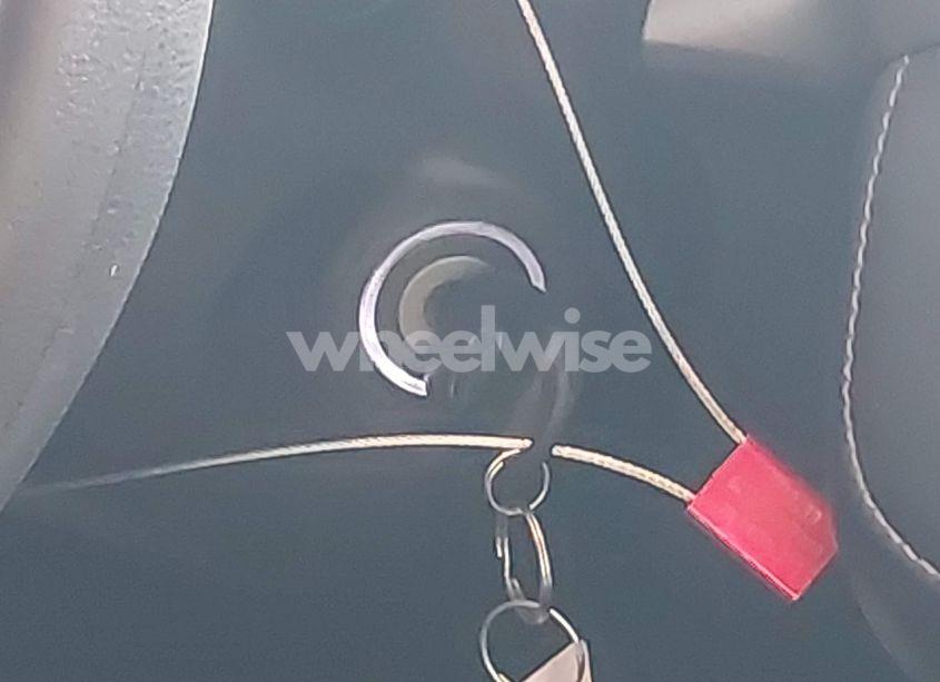 Photo 11 of 2013 Toyota Rav4 XLE (VIN 2T3WFREV7DW048498)