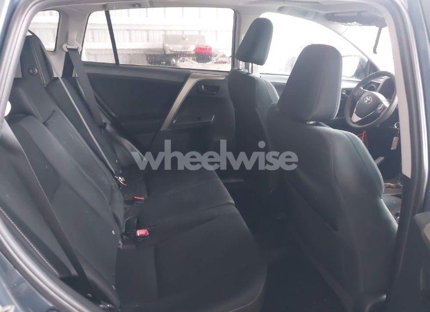 Photo 8 of 2013 Toyota Rav4 XLE (VIN 2T3WFREV7DW048498)