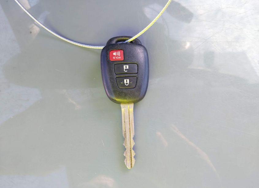 Photo 11 of 2015 Toyota Rav4 XLE (VIN 2T3WFREV7FW144621)