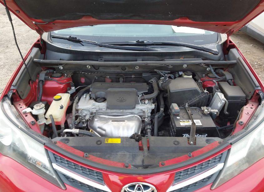 Photo 10 of 2015 Toyota Rav4 XLE (VIN 2T3WFREV7FW185878)