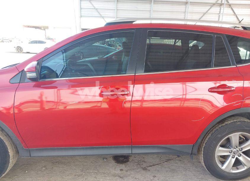 Photo 14 of 2015 Toyota Rav4 XLE (VIN 2T3WFREV7FW227384)