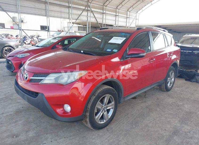 Photo 2 of 2015 Toyota Rav4 XLE (VIN 2T3WFREV7FW227384)
