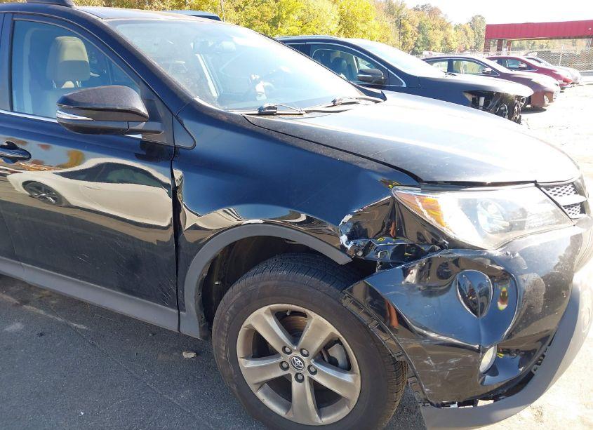 Photo 11 of 2015 Toyota Rav4 XLE (VIN 2T3WFREV7FW232083)