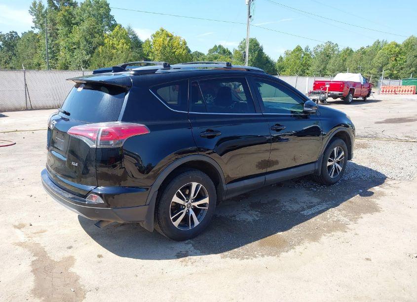 Photo 4 of 2017 Toyota Rav4 XLE (VIN 2T3WFREV7HW343705)