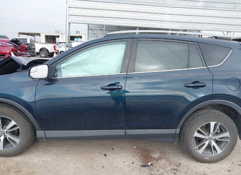 Photo 14 of 2017 Toyota Rav4 XLE (VIN 2T3WFREV7HW380950)