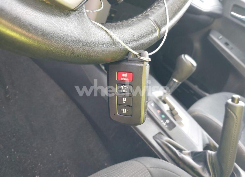 Photo 11 of 2017 Toyota Rav4 XLE (VIN 2T3WFREV7HW394783)