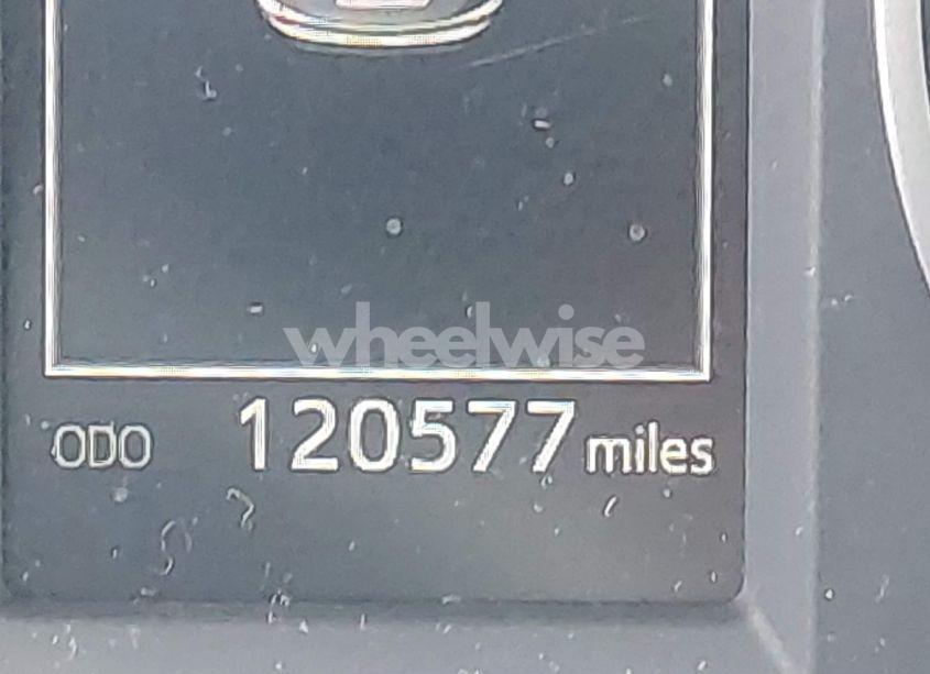 Photo 15 of 2017 Toyota Rav4 XLE (VIN 2T3WFREV7HW394783)