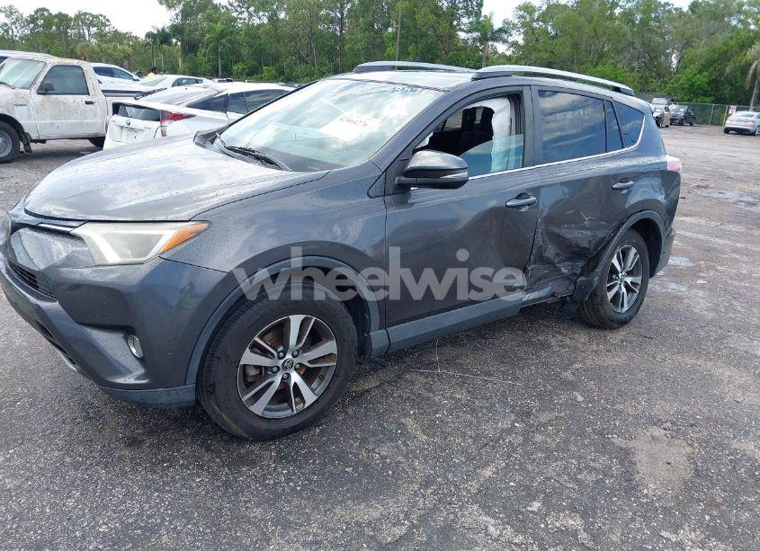 Photo 2 of 2017 Toyota Rav4 XLE (VIN 2T3WFREV7HW394783)