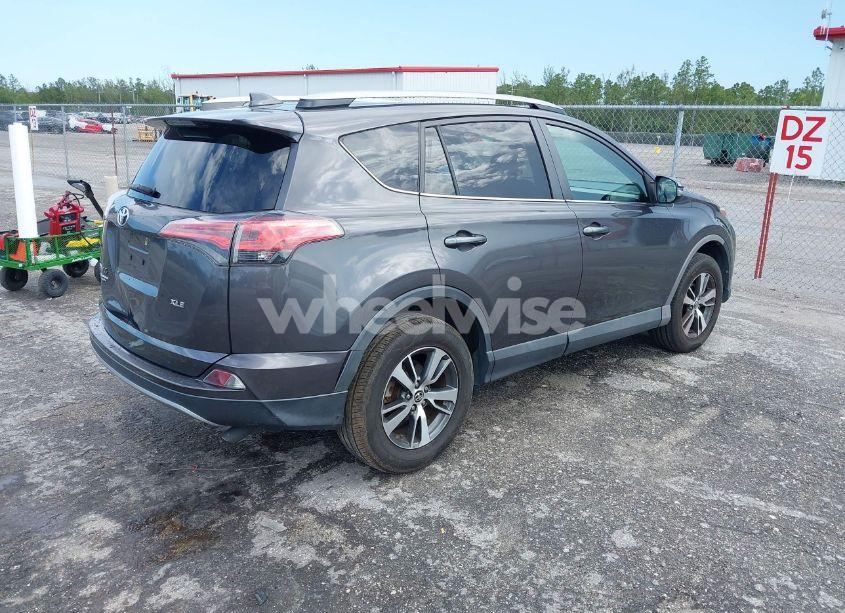Photo 4 of 2017 Toyota Rav4 XLE (VIN 2T3WFREV7HW394783)