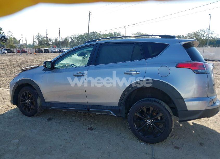 Photo 14 of 2018 Toyota Rav4 ADVENTURE/XLE (VIN 2T3WFREV7JW416304)