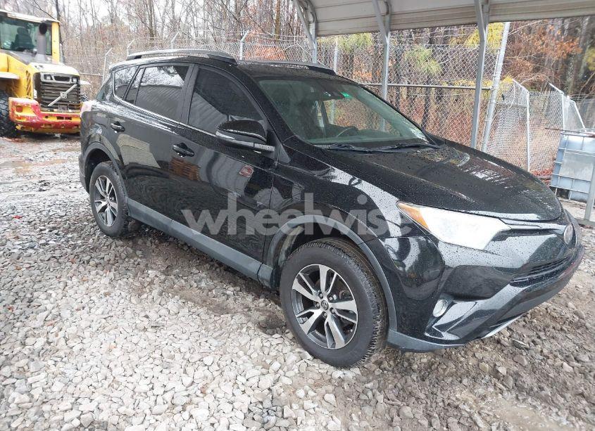 2018 Toyota Rav4 ADVENTURE/XLE (VIN 2T3WFREV7JW463672) main photo