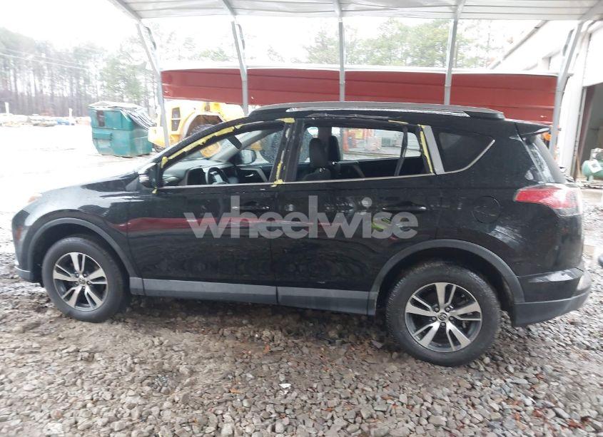 Photo 14 of 2018 Toyota Rav4 ADVENTURE/XLE (VIN 2T3WFREV7JW463672)