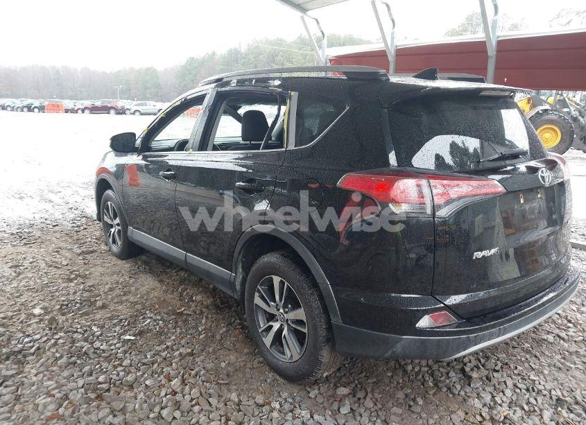 Photo 3 of 2018 Toyota Rav4 ADVENTURE/XLE (VIN 2T3WFREV7JW463672)