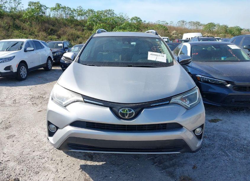 Photo 13 of 2018 Toyota Rav4 ADVENTURE/XLE (VIN 2T3WFREV7JW511400)