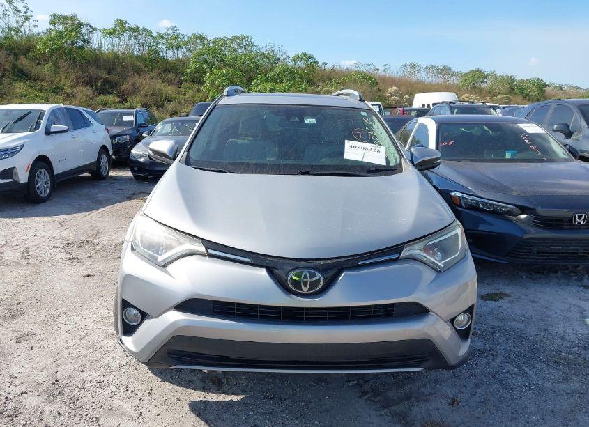 Photo 6 of 2018 Toyota Rav4 ADVENTURE/XLE (VIN 2T3WFREV7JW511400)