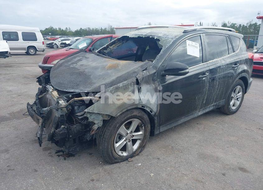 Photo 2 of 2014 Toyota Rav4 XLE (VIN 2T3WFREV8EW087540)