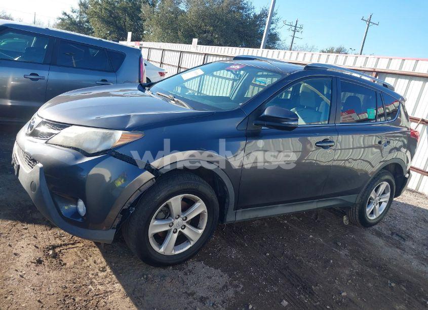 Photo 14 of 2014 Toyota Rav4 XLE (VIN 2T3WFREV8EW097422)