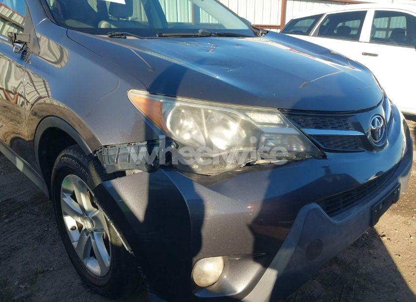 Photo 17 of 2014 Toyota Rav4 XLE (VIN 2T3WFREV8EW097422)