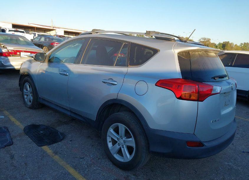 Photo 3 of 2014 Toyota Rav4 XLE (VIN 2T3WFREV8EW107589)