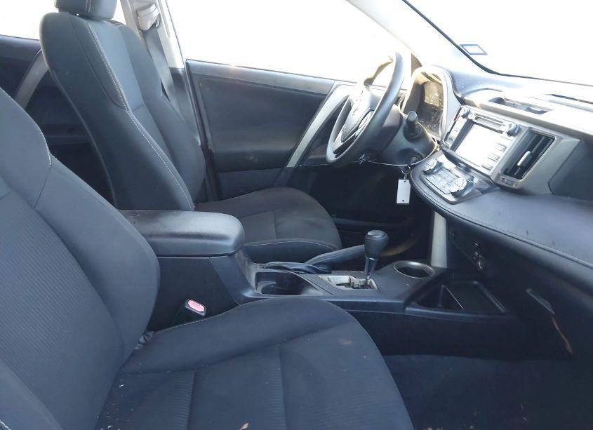 Photo 5 of 2014 Toyota Rav4 XLE (VIN 2T3WFREV8EW107589)