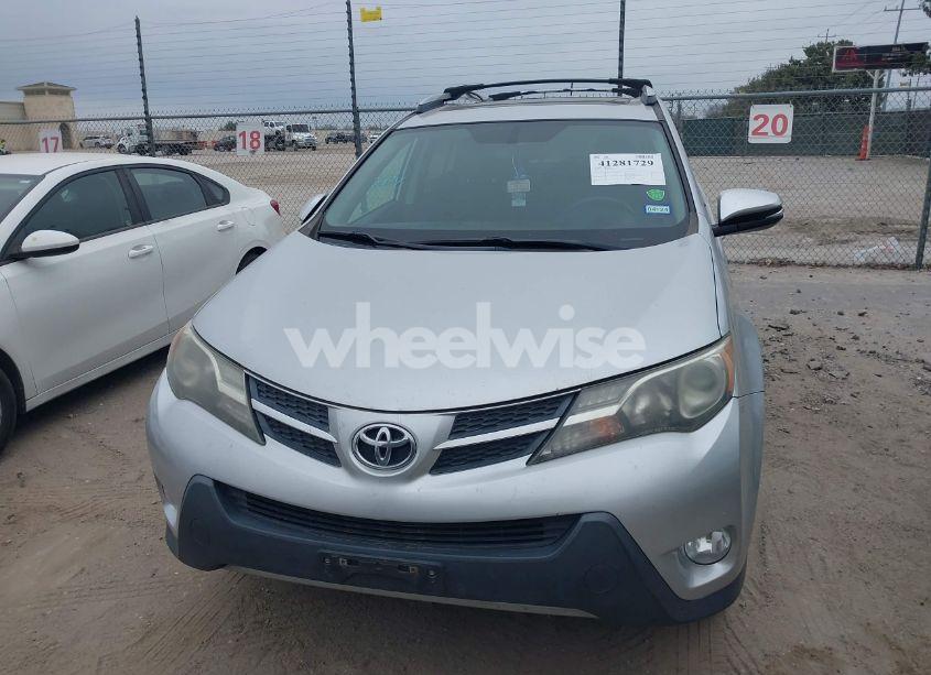 Photo 12 of 2014 Toyota Rav4 XLE (VIN 2T3WFREV8EW121783)