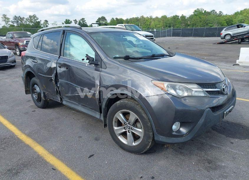 2015 Toyota Rav4 XLE (VIN 2T3WFREV8FW156874) main photo