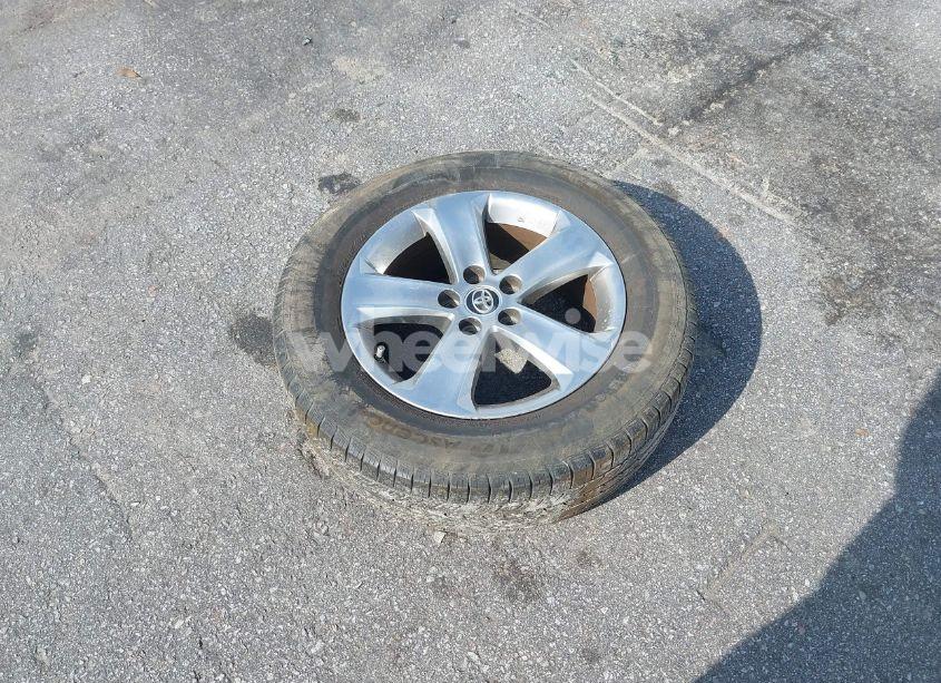 Photo 12 of 2015 Toyota Rav4 XLE (VIN 2T3WFREV8FW156874)