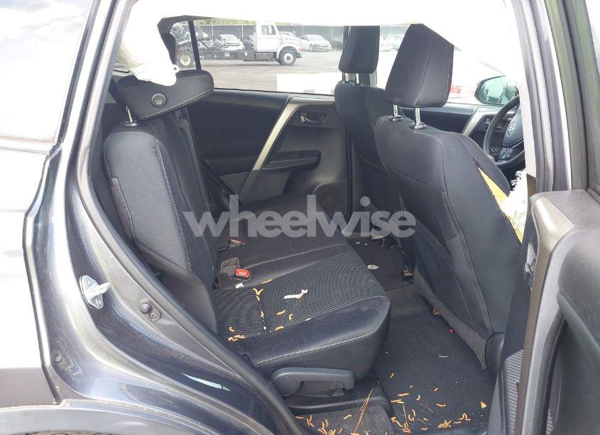 Photo 8 of 2015 Toyota Rav4 XLE (VIN 2T3WFREV8FW156874)