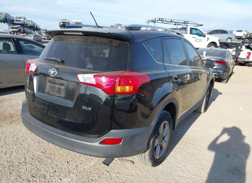 Photo 4 of 2015 Toyota Rav4 XLE (VIN 2T3WFREV8FW191608)
