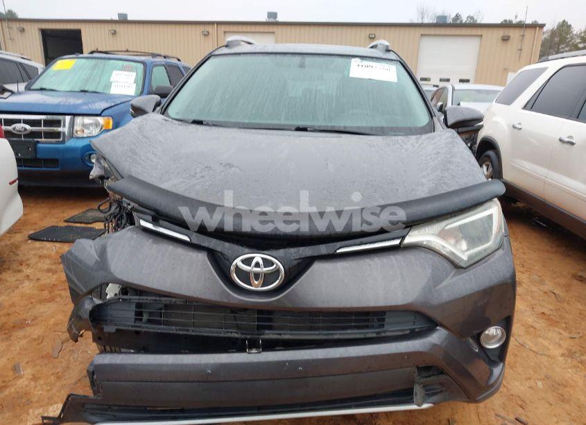 Photo 12 of 2016 Toyota Rav4 XLE (VIN 2T3WFREV8GW247922)