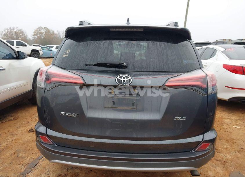 Photo 16 of 2016 Toyota Rav4 XLE (VIN 2T3WFREV8GW247922)