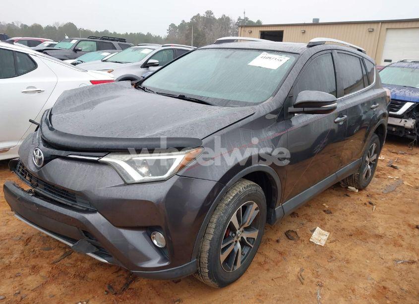 Photo 2 of 2016 Toyota Rav4 XLE (VIN 2T3WFREV8GW247922)
