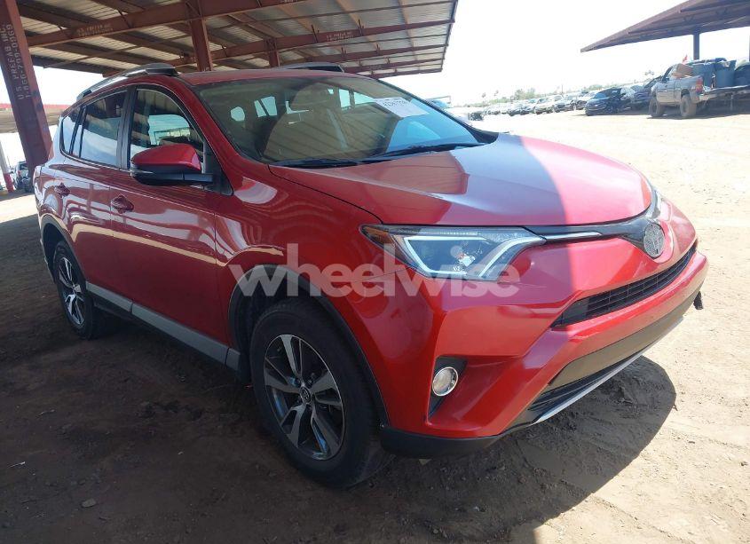 2016 Toyota Rav4 XLE (VIN 2T3WFREV8GW270441) main photo