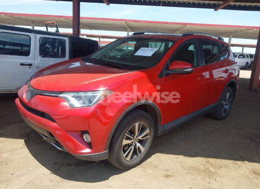 Photo 2 of 2016 Toyota Rav4 XLE (VIN 2T3WFREV8GW270441)