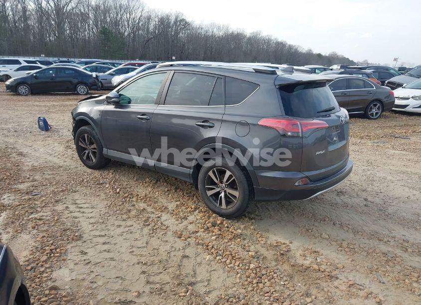 Photo 3 of 2016 Toyota Rav4 XLE (VIN 2T3WFREV8GW308220)