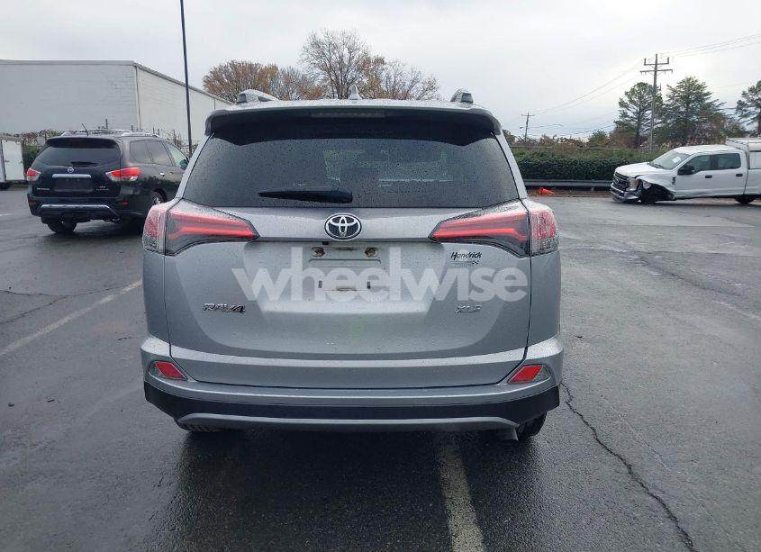 Photo 16 of 2017 Toyota Rav4 XLE (VIN 2T3WFREV8HW324497)