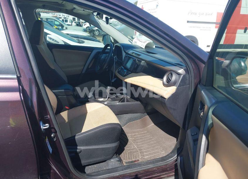 Photo 5 of 2017 Toyota Rav4 XLE (VIN 2T3WFREV8HW393948)